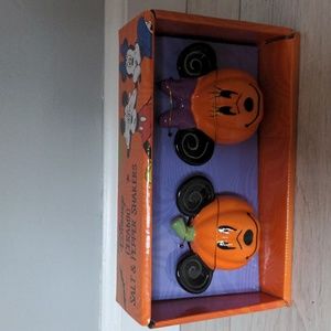 Mickey and Minnie Pumpkin Salt and Pepper Shakers